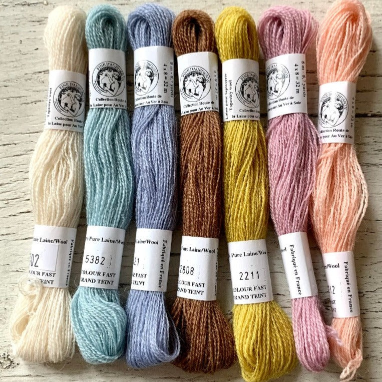 Au Ver a Soie for Loop Wool Embroidery Sets