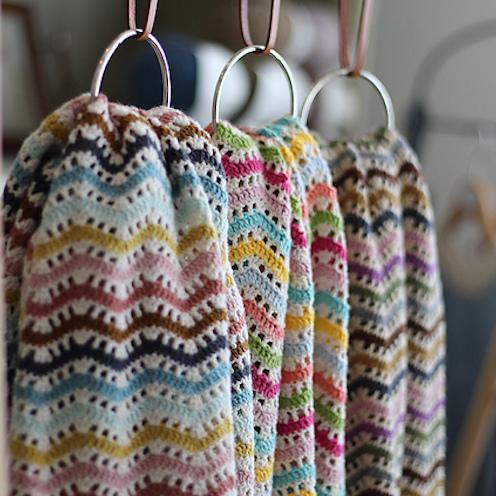 Crochet Zig Zag Blanket - Trine Bertelsen