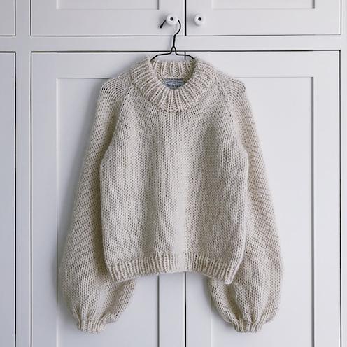 PetiteKnit - Holiday Sweater