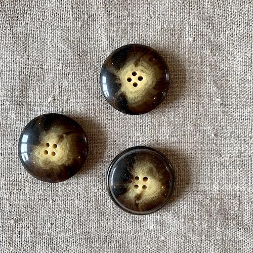 Mock Horn Buttons - Cream and Brown Rounded