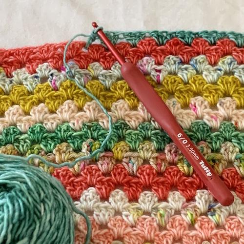 Tulip Etimo Red Crochet Hook