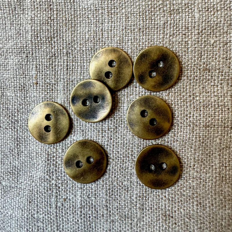 2 Hole Flat Metal Button