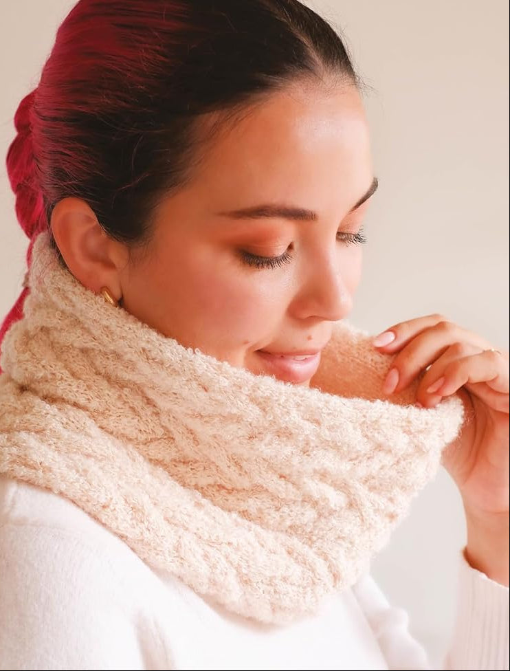 One Skein Knitting: 18 Knitting Patterns for Single Skeins of Yarn