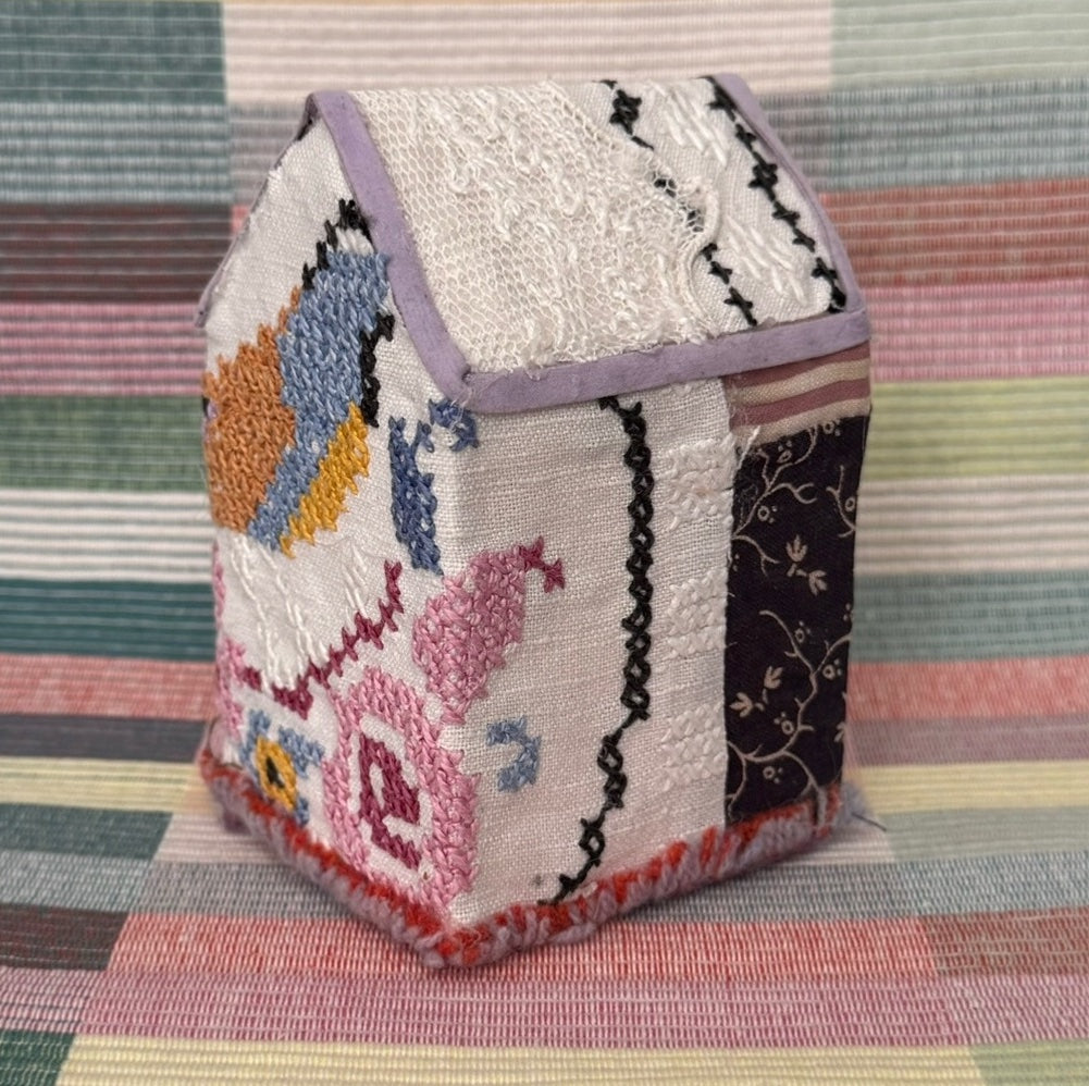 Vintage Quilt Houses - Anne Kelly