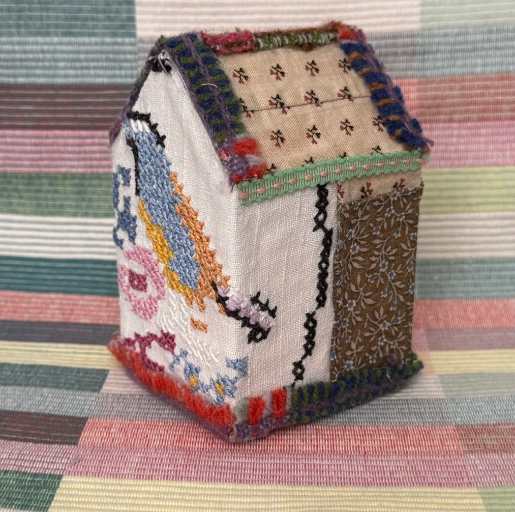 Vintage Quilt Houses - Anne Kelly