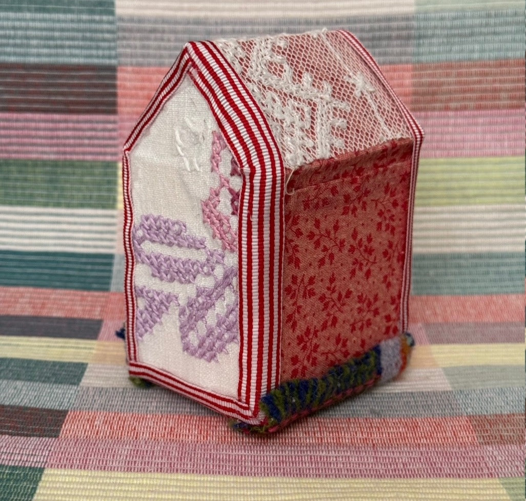 Vintage Quilt Houses - Anne Kelly