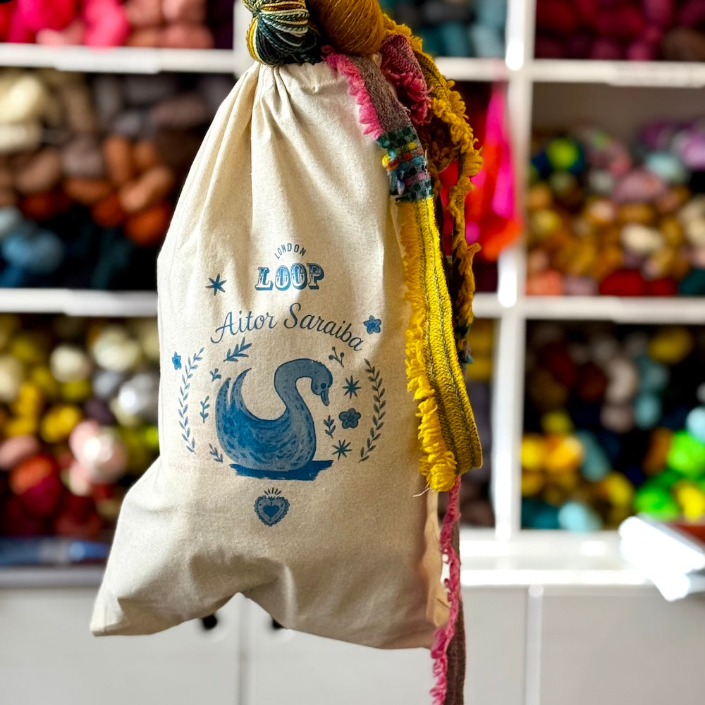 Loop Bag with Aitor Saraiba