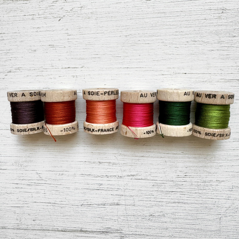 Au Ver a Soie Perlée Silk Bobbin Sets