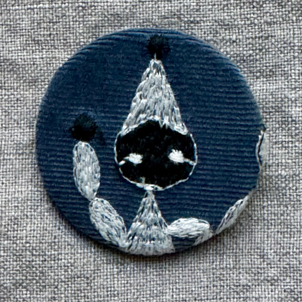 Minä Perhonen Circle Brooch (Small)