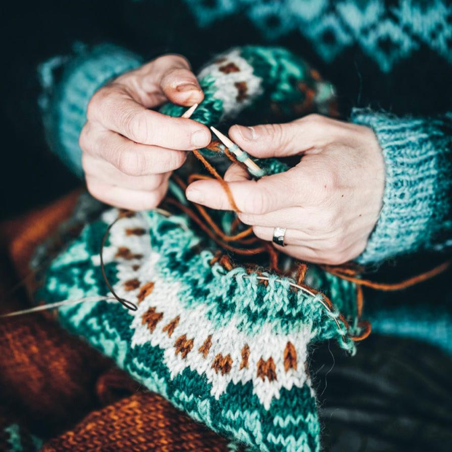 Arctic Knitting : The Magic and Nature of Colourwork - Annika Konttaniemi