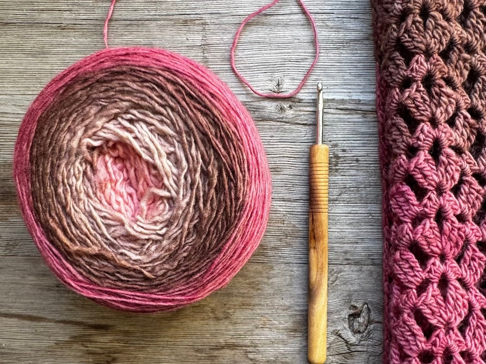 Dreaming of Kansas Shawl + Freia Merino Shawl Ball Bundle