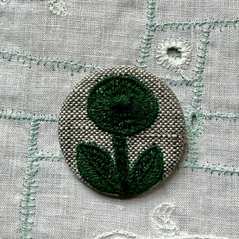 Minä Perhonen Circle Brooch (Small)