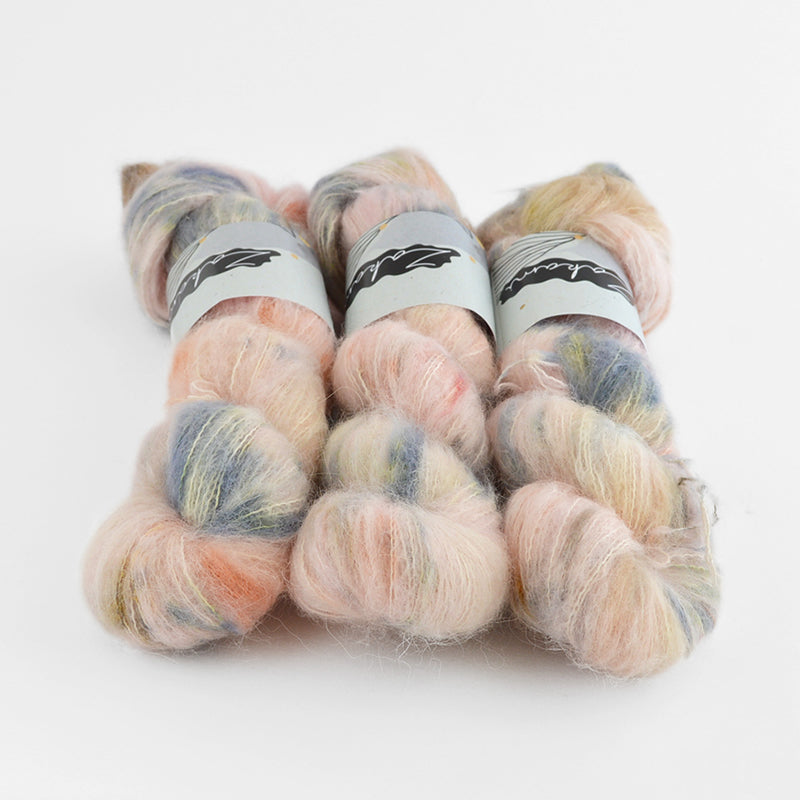 Zakami Fluffy Lace