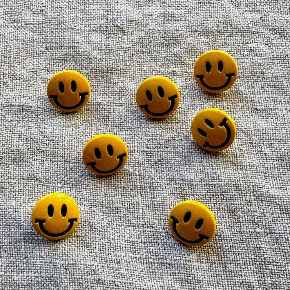 Happy Smile Button