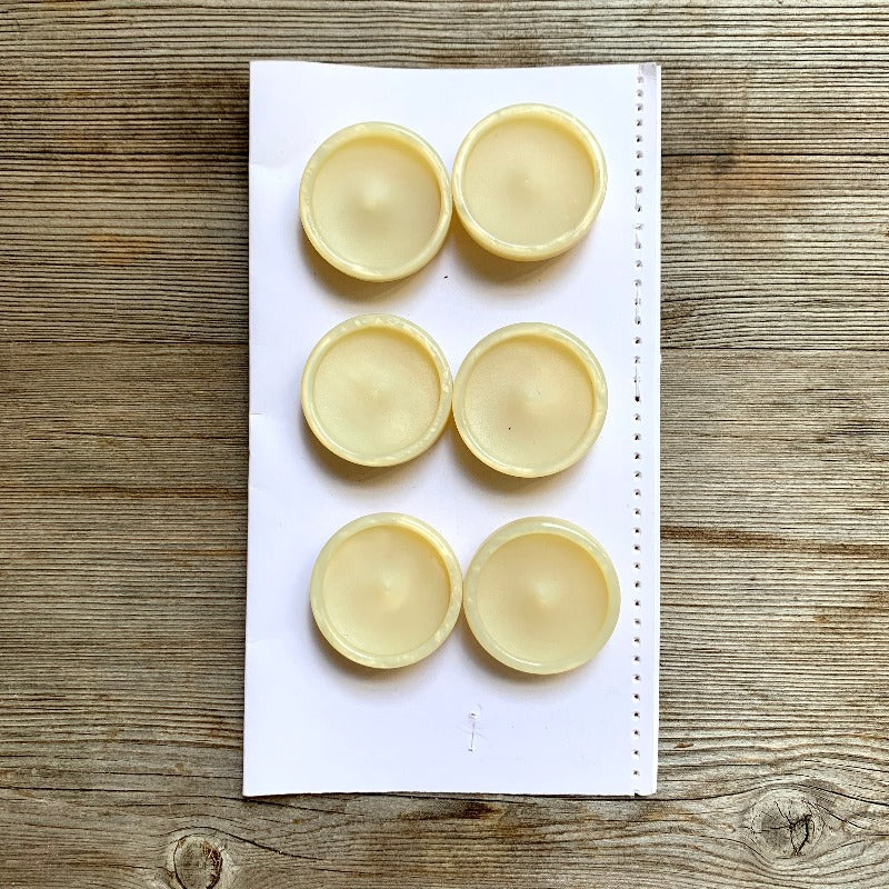 Vintage Cream Buttons with Edge