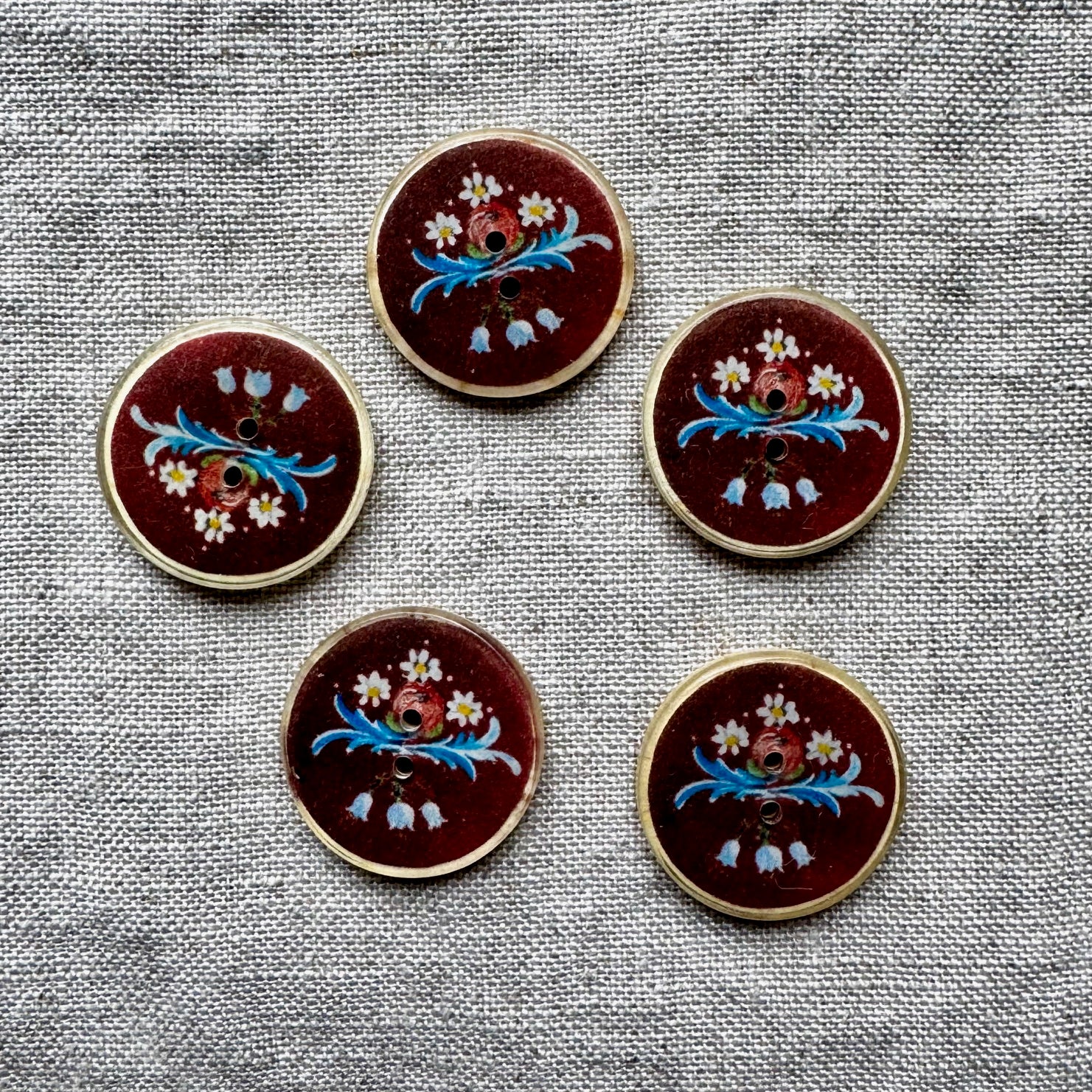 Folk Floral Button