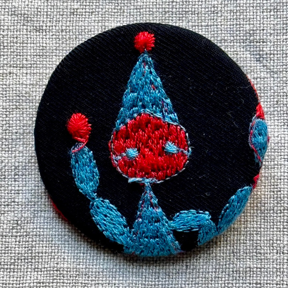 Minä Perhonen Circle Brooch (Small)