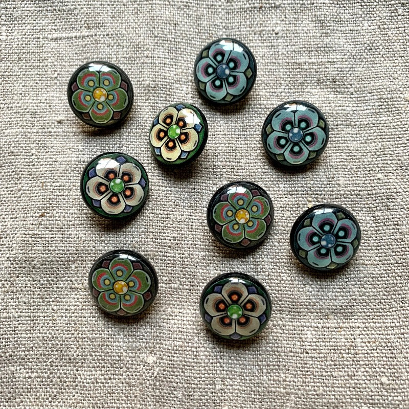 Kaleidoscope Flower Button