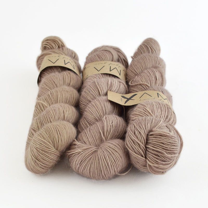Yama Yarn - Merino Linen Singles