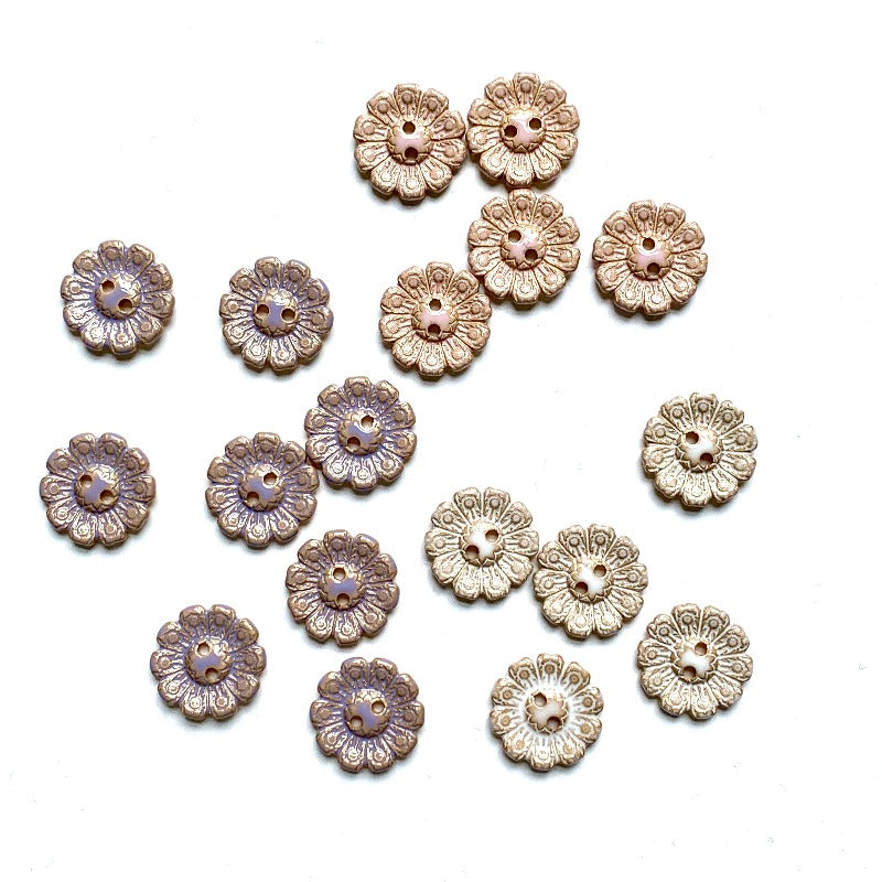 Pearly Flower Button