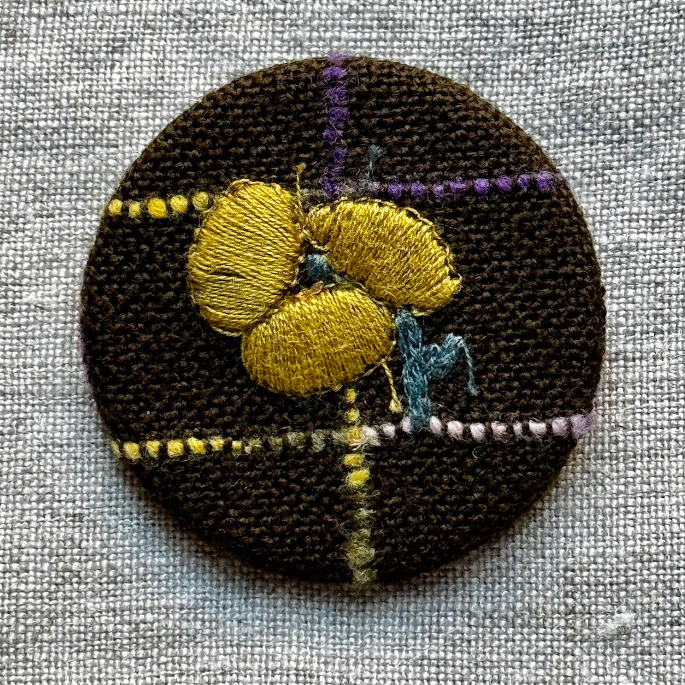 Minä Perhonen Circle Brooch (Small)