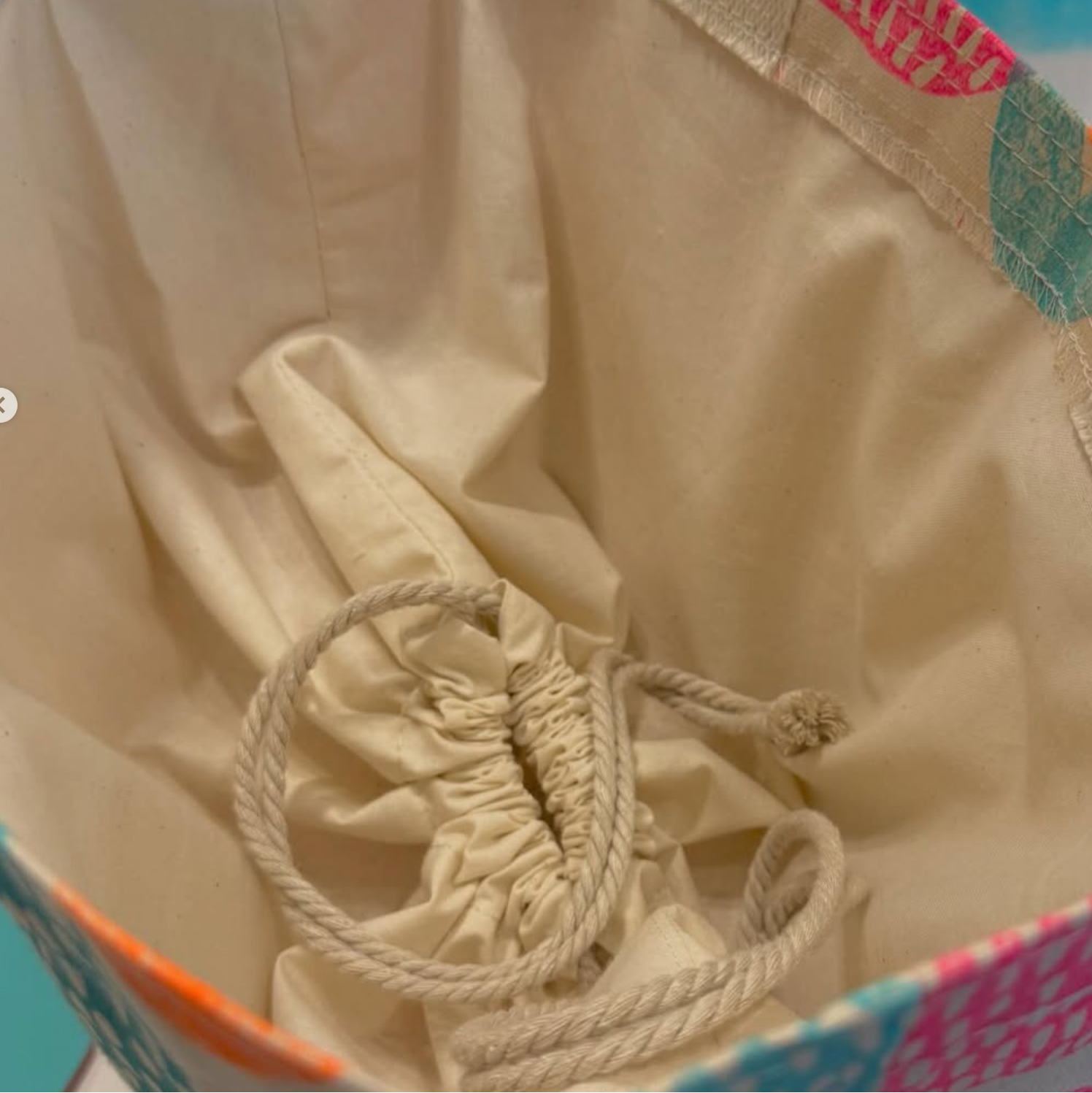 Love It - Bucket Bag