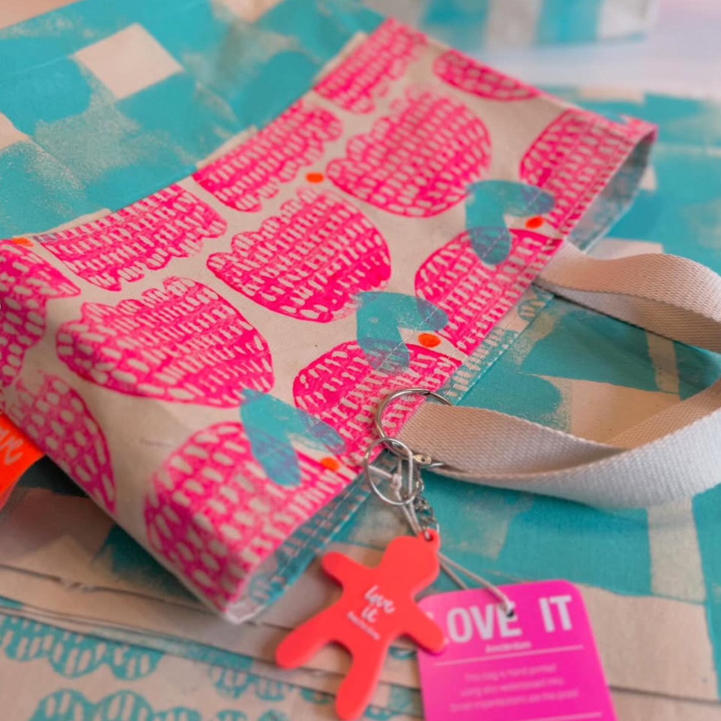 Love It - Bucket Bag