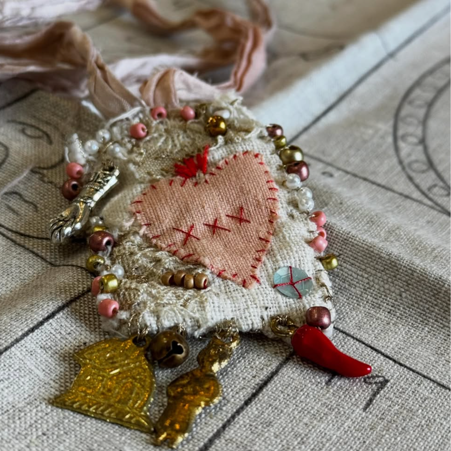 Amulet Workshop with Aitor Saraiba