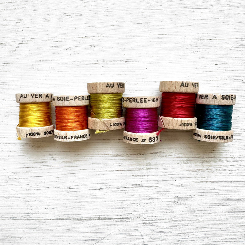 Au Ver a Soie Perlée Silk Bobbin Sets