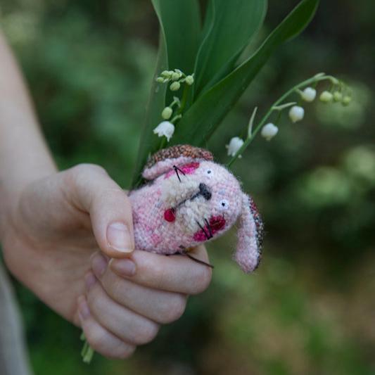 Tiny Friends: A Guide to Mosaic Embroidery by Tomomi Mimura