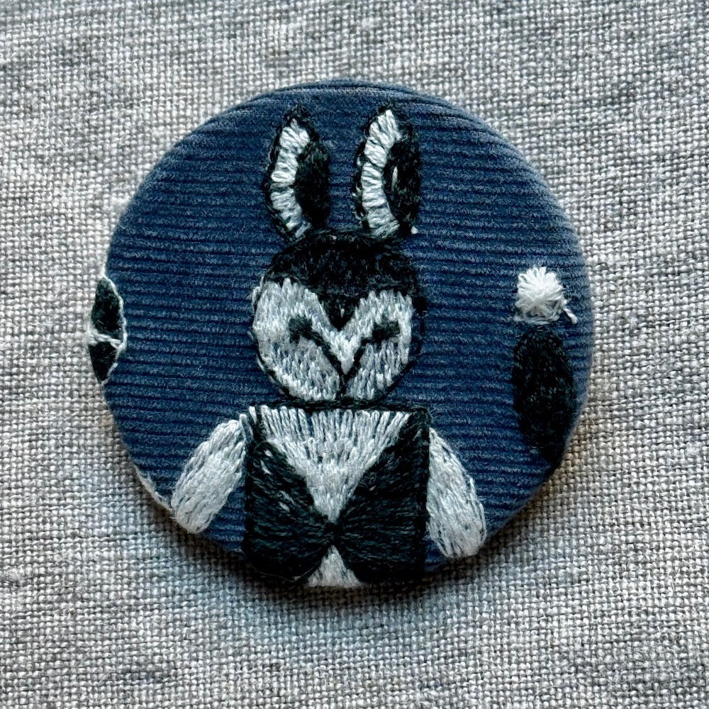 Minä Perhonen Circle Brooch (Small)