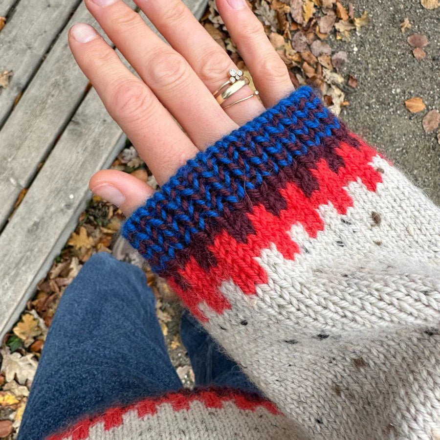 PetiteKnit - Cross Sweater (Adult)