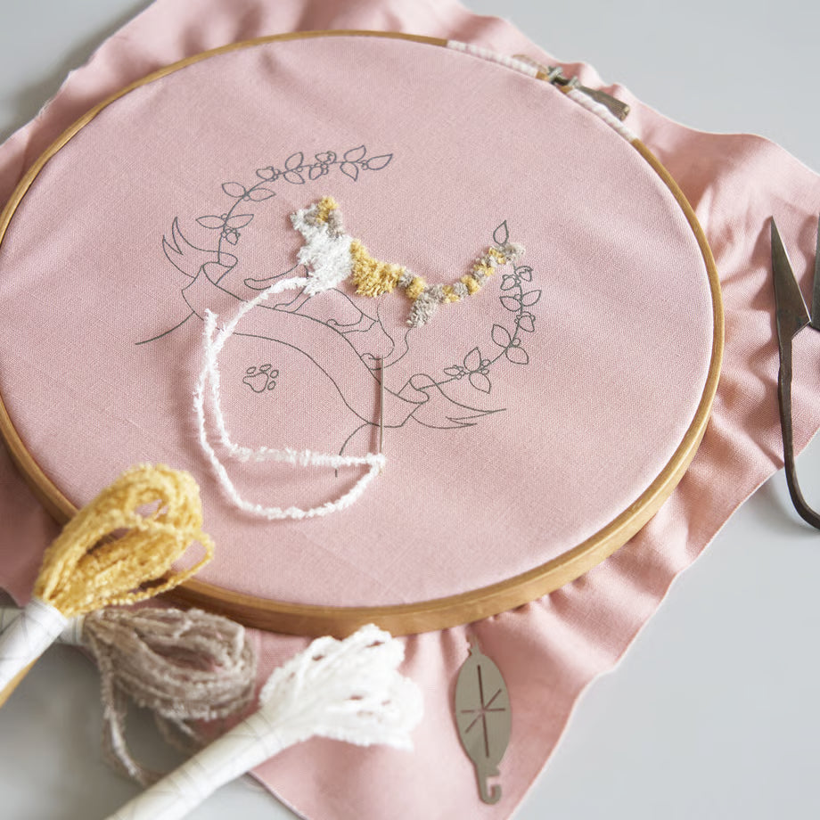 Mofumofu Cat Embroidery Kit
