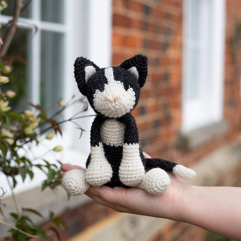 Toft - Paddy the Cat Crochet Kit