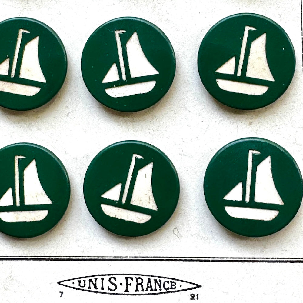 Vintage Green Boat Buttons