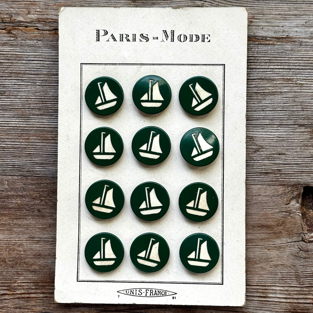 Vintage Green Boat Buttons
