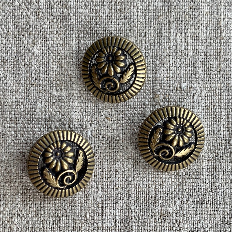 Metal Floral Button — Loop Knitting