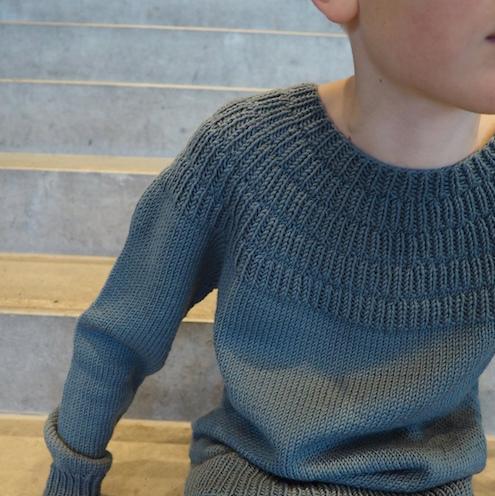 PetiteKnit - Anker's Sweater Junior