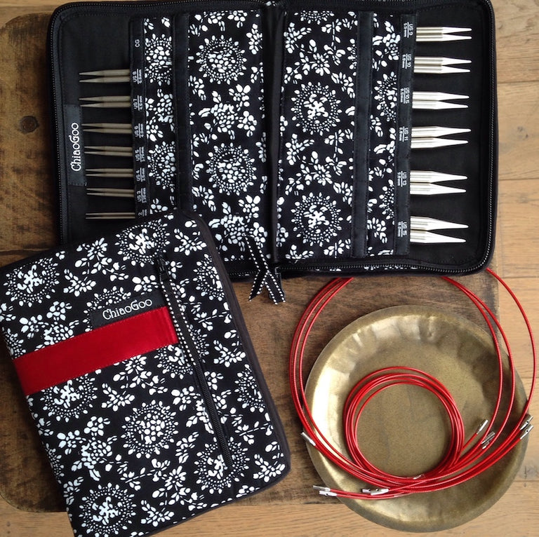 Knitting Needles — Loop Knitting