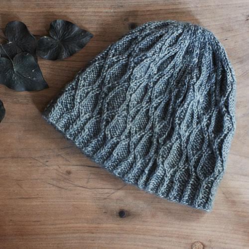 Loop Oak Knot Hat Pattern
