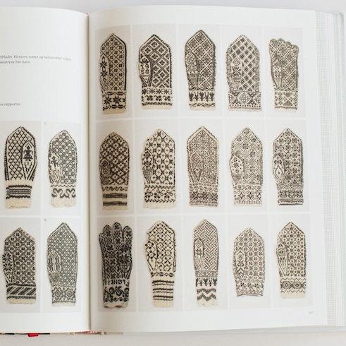 Selbu Mittens — Loop Knitting - Main Image