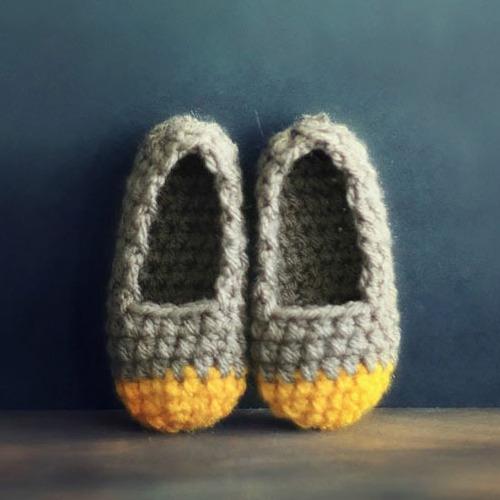 Simply Baby Slippers (crochet) - Francine Toukou