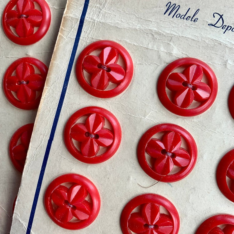 Vintage Red Deco Flower Buttons
