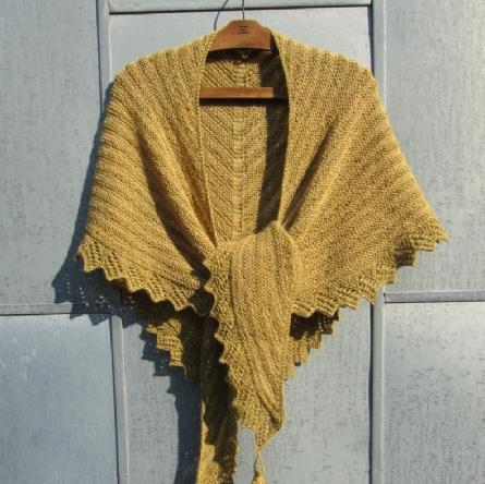 Isager - Camomille Shawl