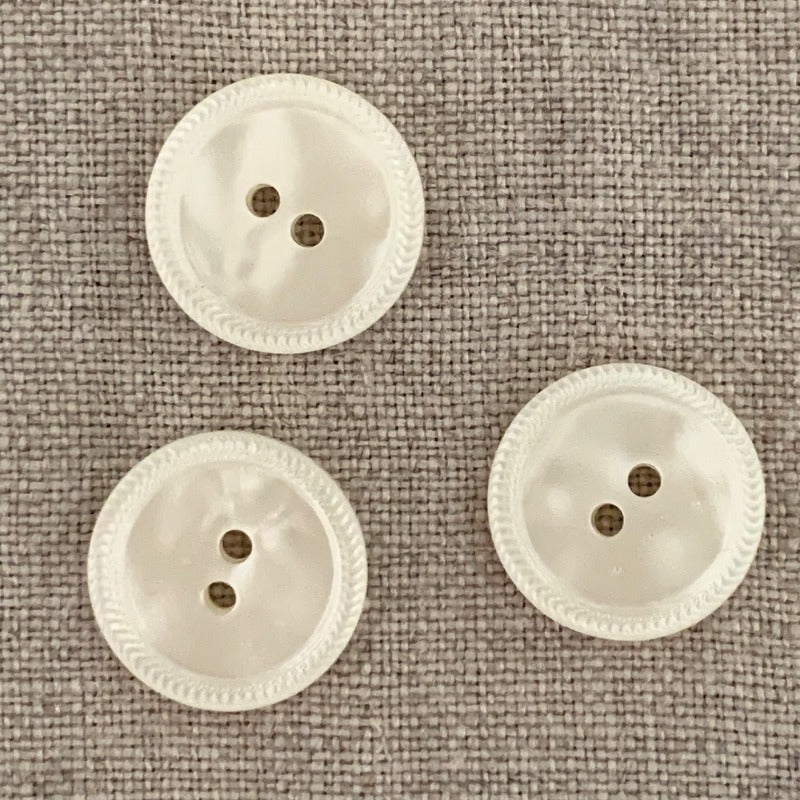 Baby Button with Textured Edge